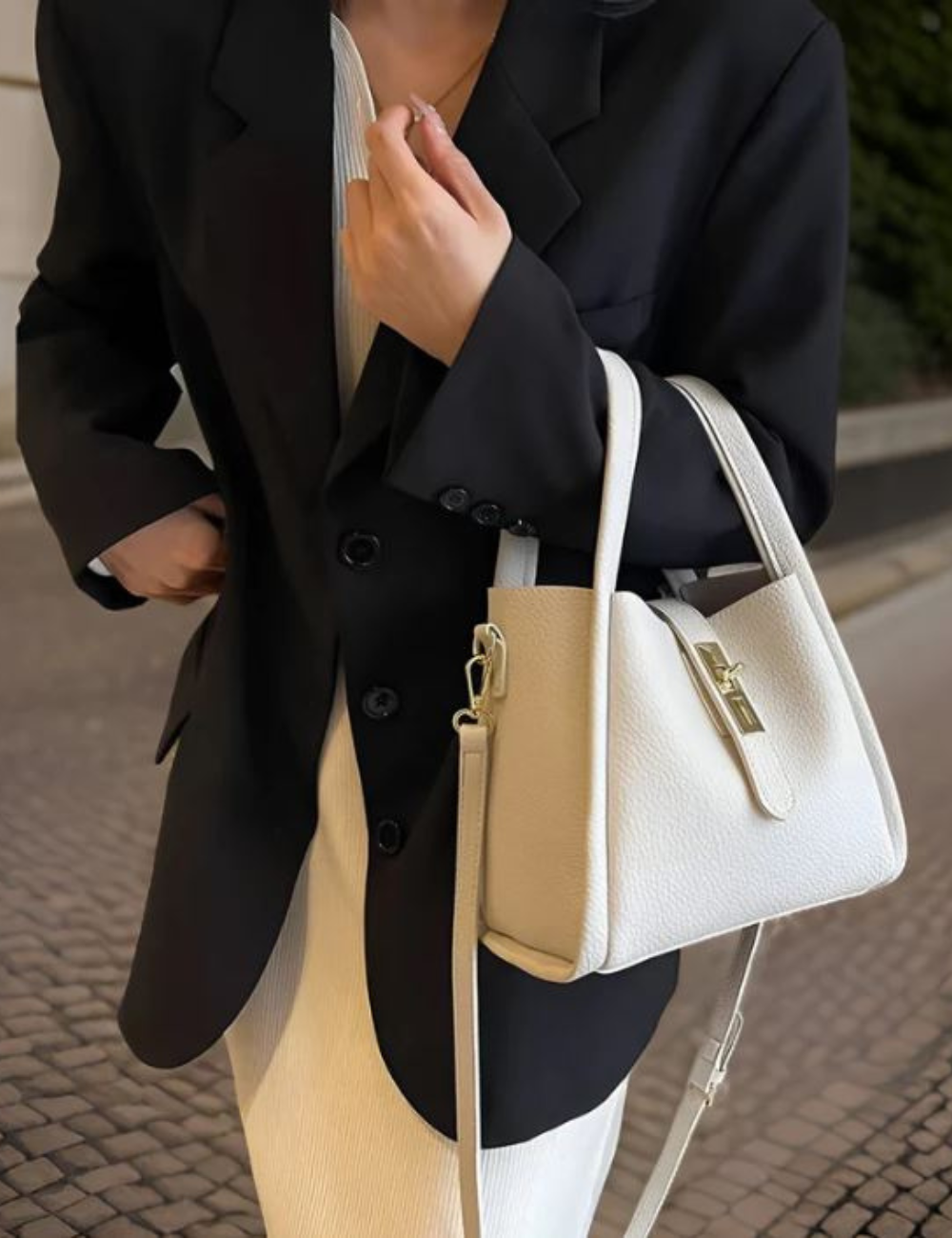 Aria - Elegant Shoulder Bag